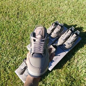 Cave Stone 4s Size 7